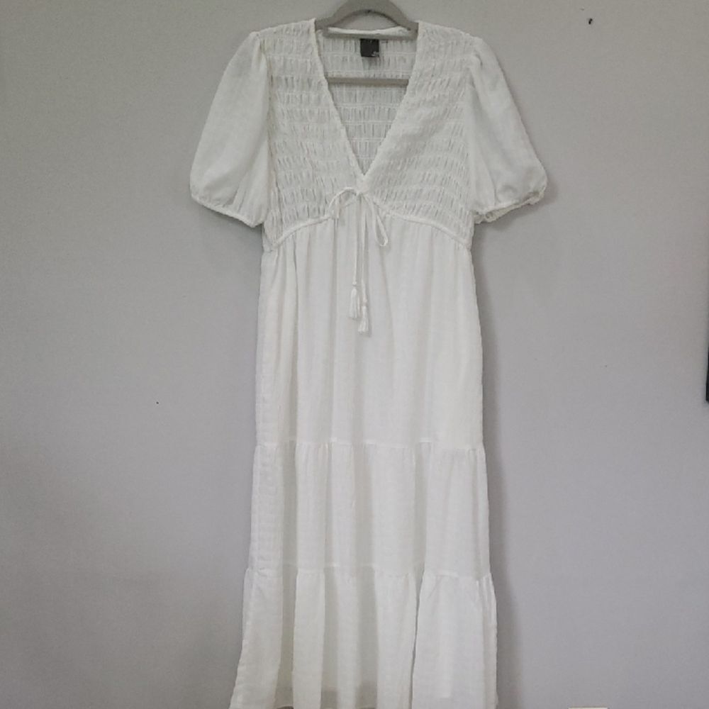 White Tiered Smocked Maxi Dress - Women's Size M